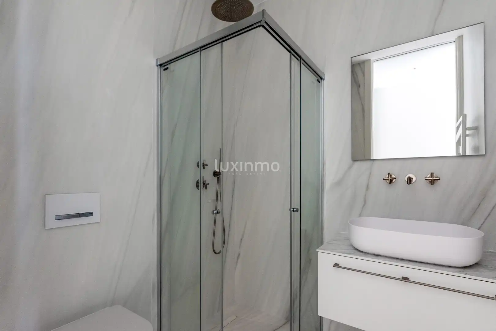 Bathroom of Houses for sale in Altea  with Air Conditioner, Heating and Terrace