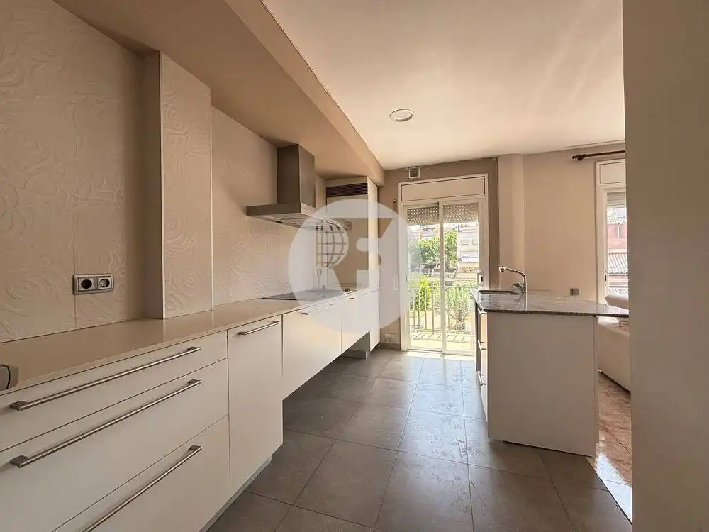 Kitchen of Flat for sale in Les Franqueses del Vallès  with Air Conditioner, Heating and Terrace