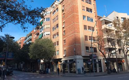 Vista exterior de Local en venda en  Barcelona Capital amb Aire condicionat