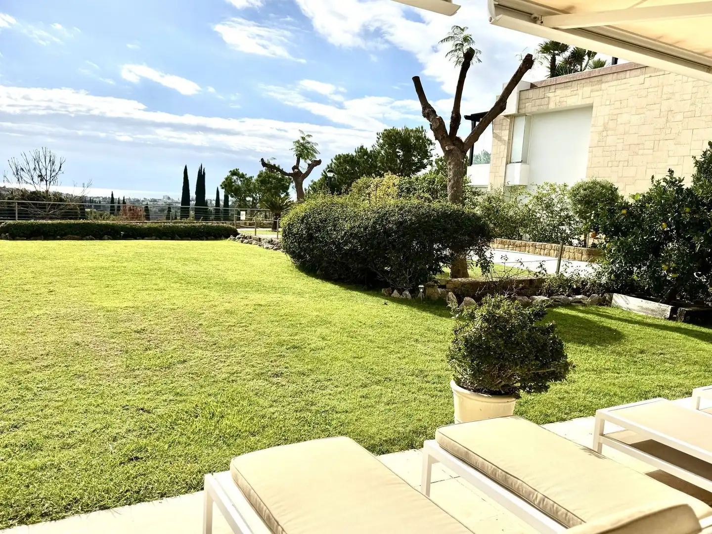 Garden of Flat for sale in Benahavís  with Air Conditioner, Terrace and Furnished