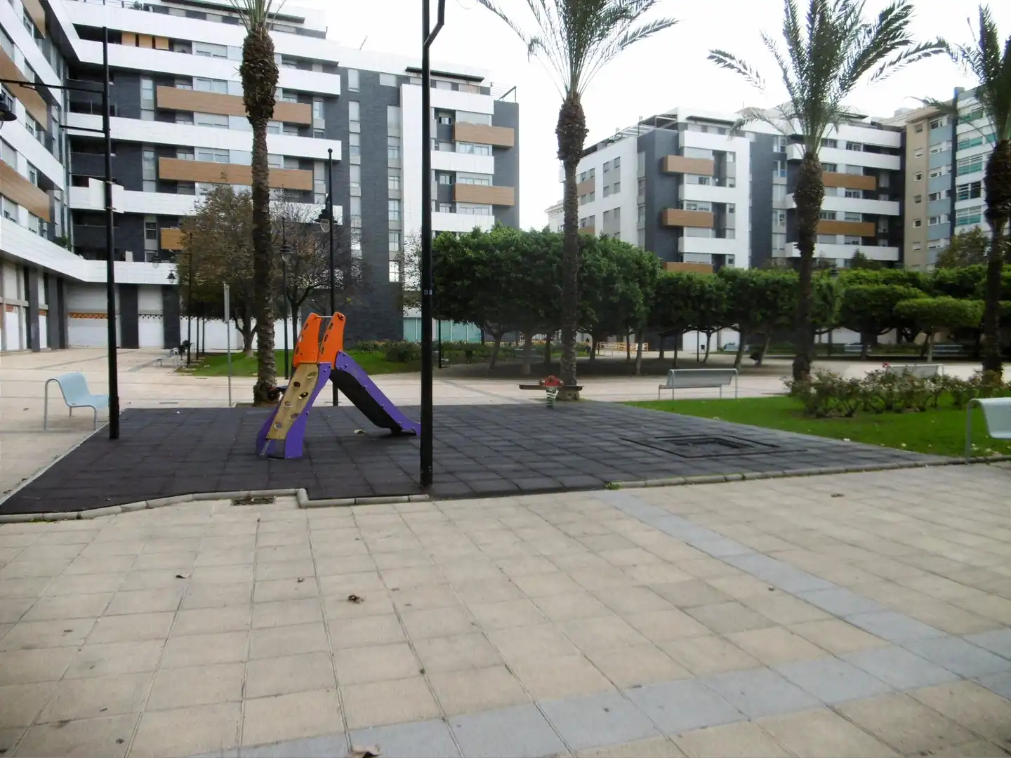 Parking of Study for sale in Castellón de la Plana / Castelló de la Plana  with Terrace, Storage room and Furnished