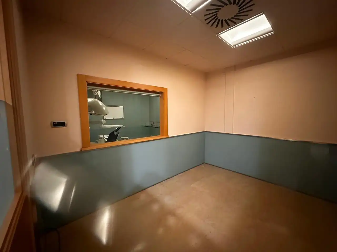 Local comercial de lloguer a JOSEP UMBERT I VENTURA, imagen 68