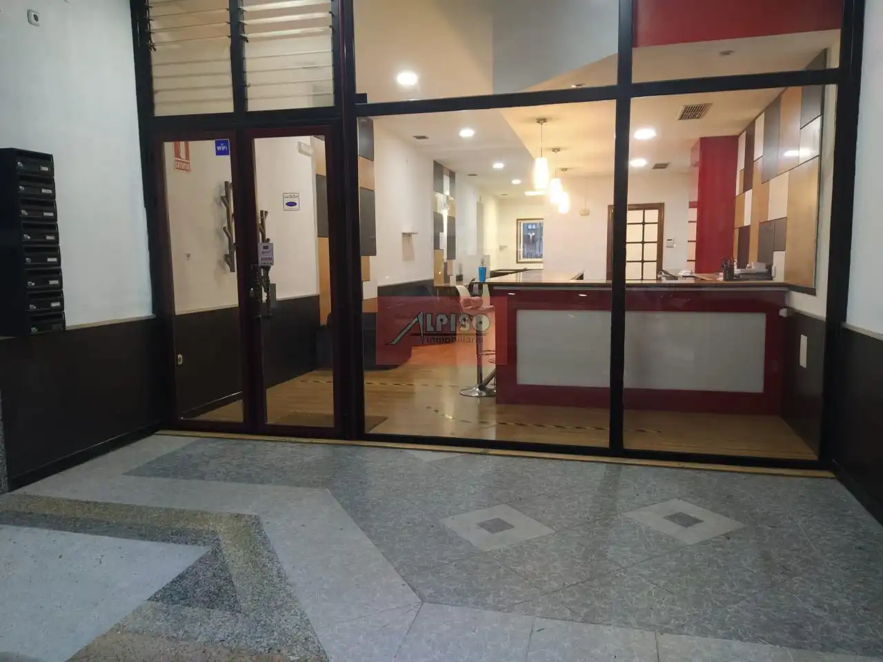 Local comercial de lloguer a Couto, imagen 13