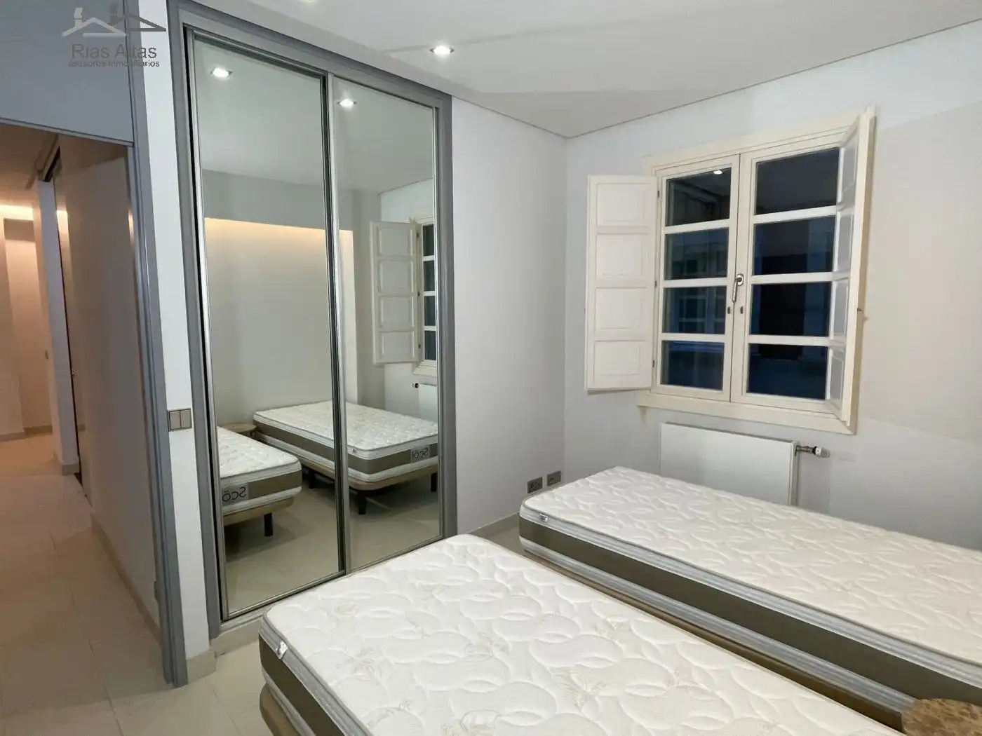 Habitación de Piso en venta en A Coruña Capital  con Calefacción
