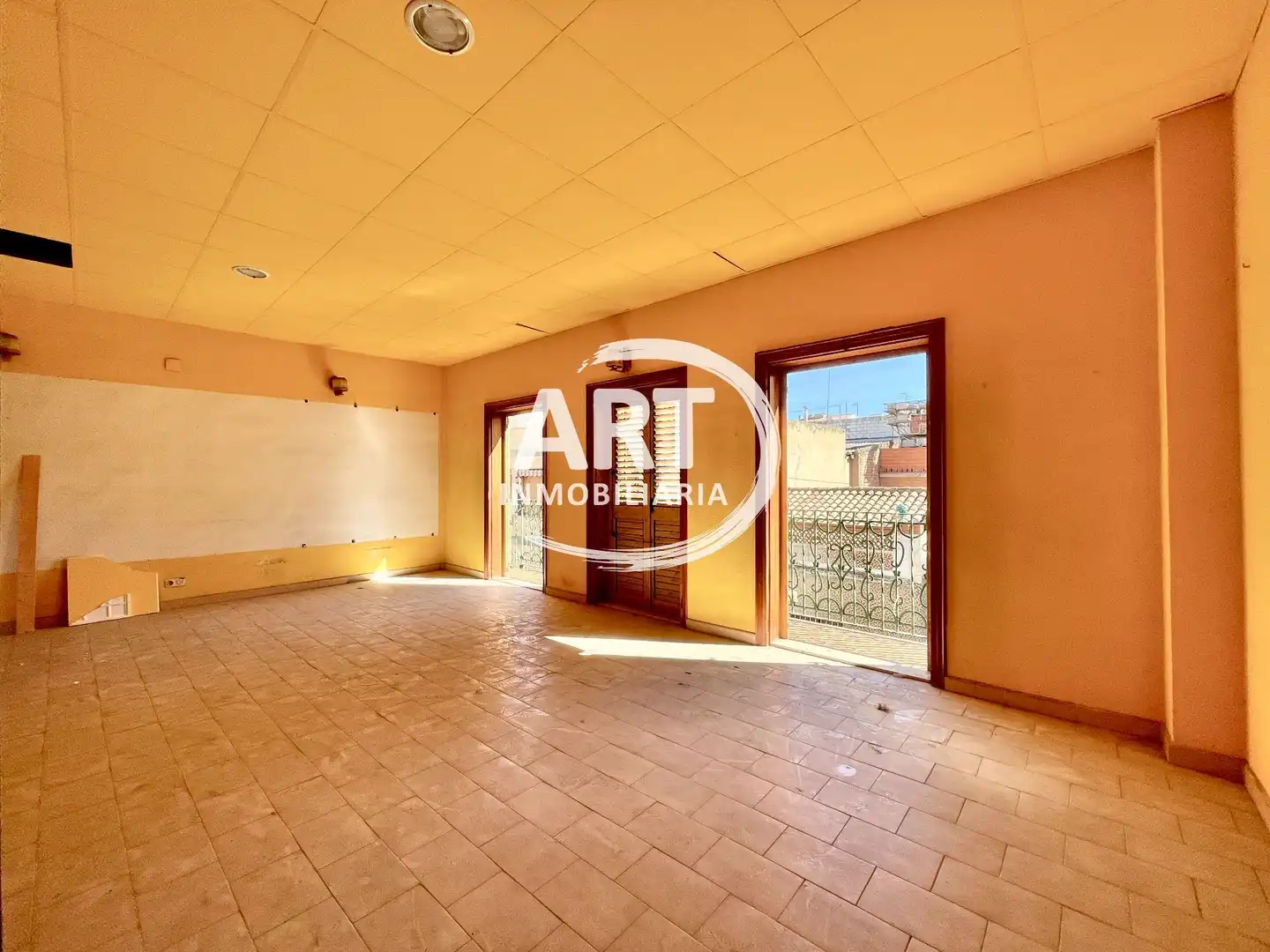 Casa adosada en venda a Trinquet, Centro