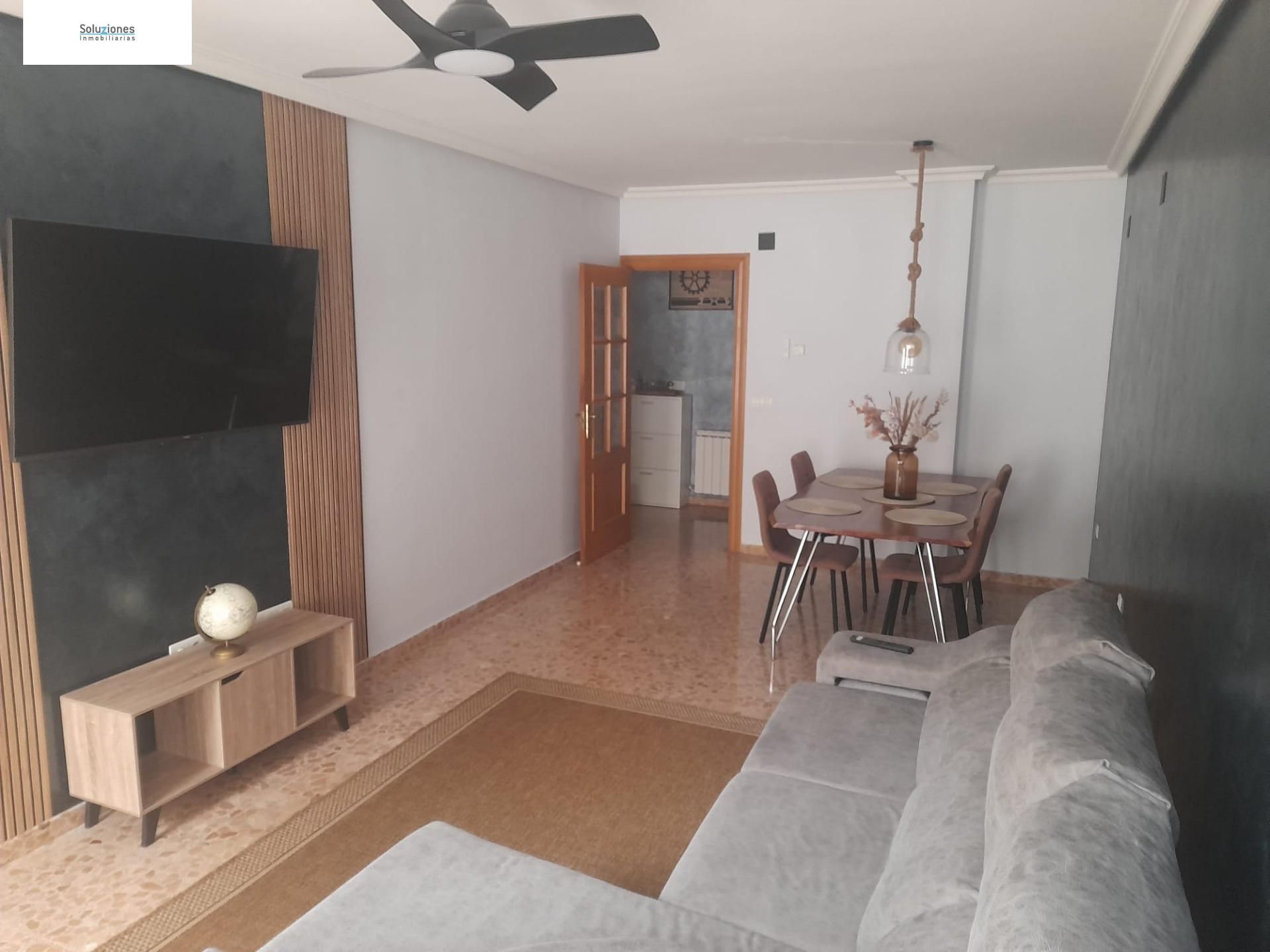 Living room of Flat for sale in Chinchilla de Monte-Aragón  with Heating, Furnished and Balcony