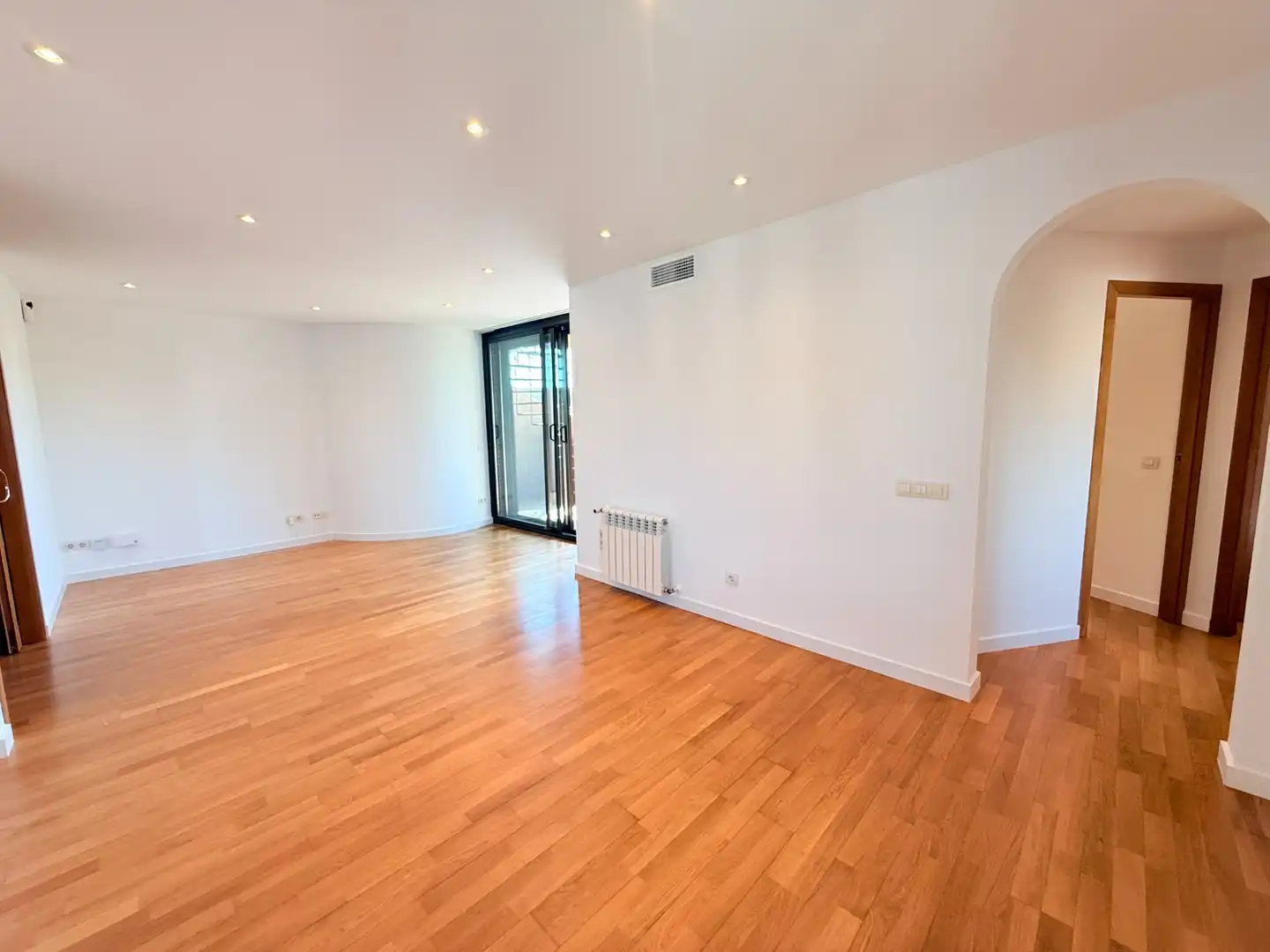 Attique avec terrasse à louer à Carrer d'Álvaro de Bazán, imagen 8