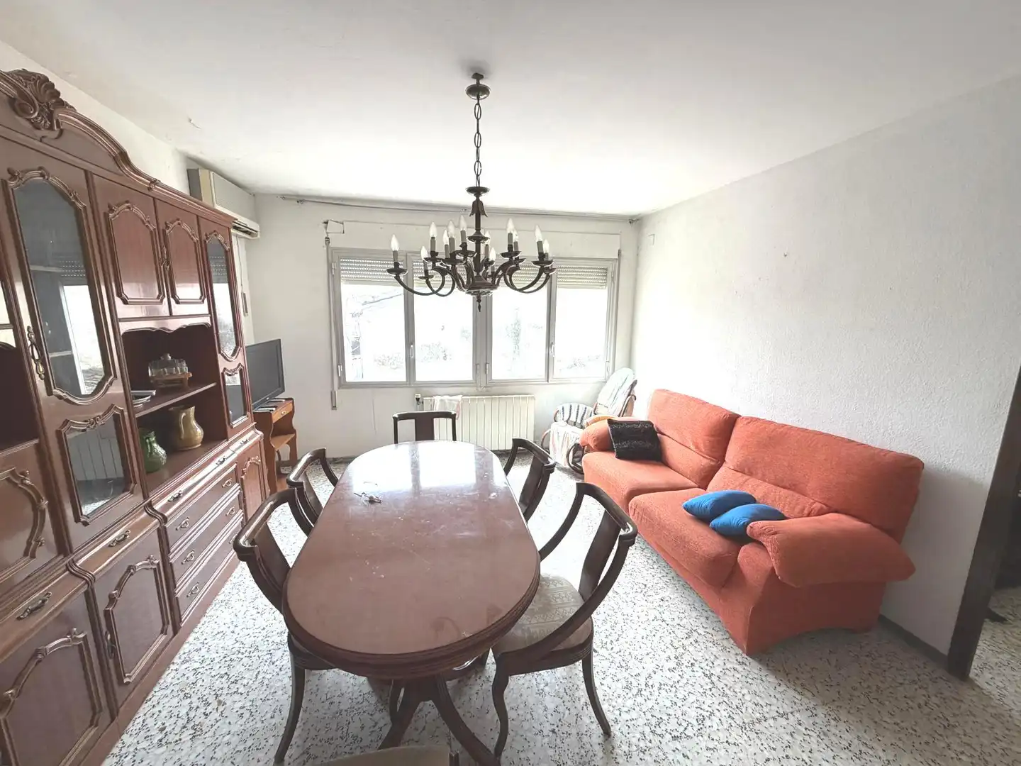 Sala d'estar de Casa o xalet en venda en Tamarite de Litera amb Calefacció, Jardí privat i Terrassa
