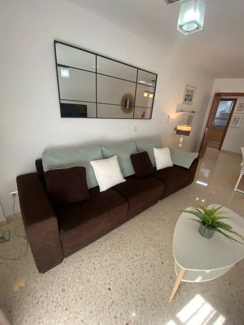 Sala d'estar de Pis de lloguer en Málaga amb Aire condicionat, Moblat i Forn