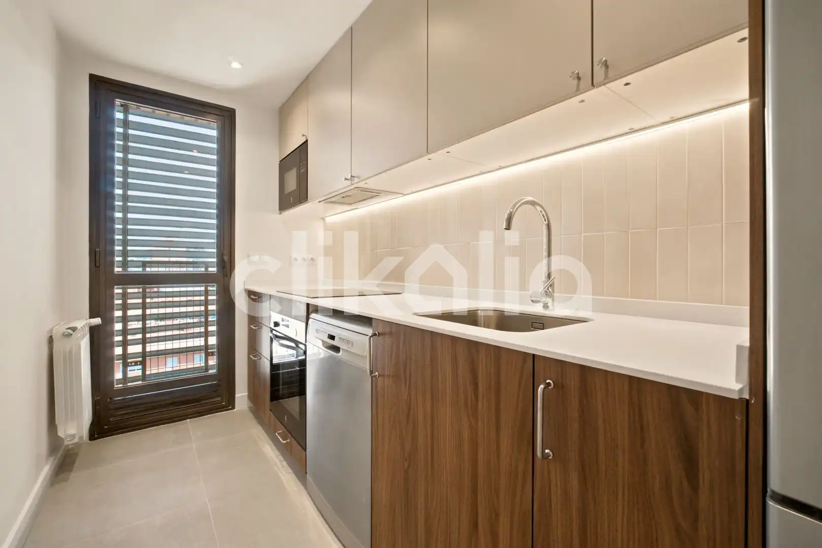 Cocina de Piso en venta en Madrid con Aire acondicionado, Calefacción y Jardín privado