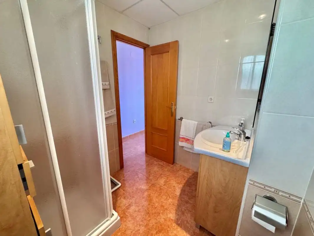 Bathroom of Flat for sale in Ayora  with Air Conditioner, Heating and Terrace