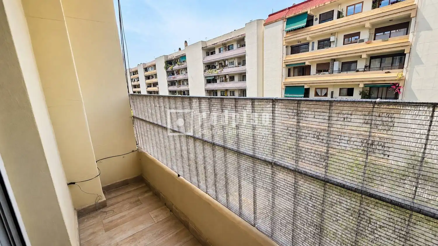 Terraza de Piso de alquiler en Valencia con Aire acondicionado y Amueblado