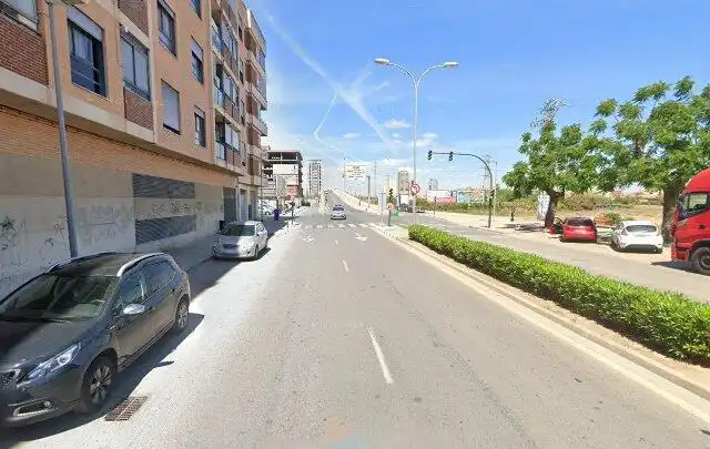 Vista exterior de Garatge en venda en Sedaví