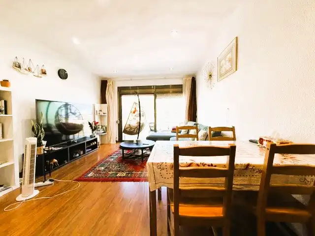 Sala de estar de Piso en venta en Montgat con Calefacción, Parquet y Horno