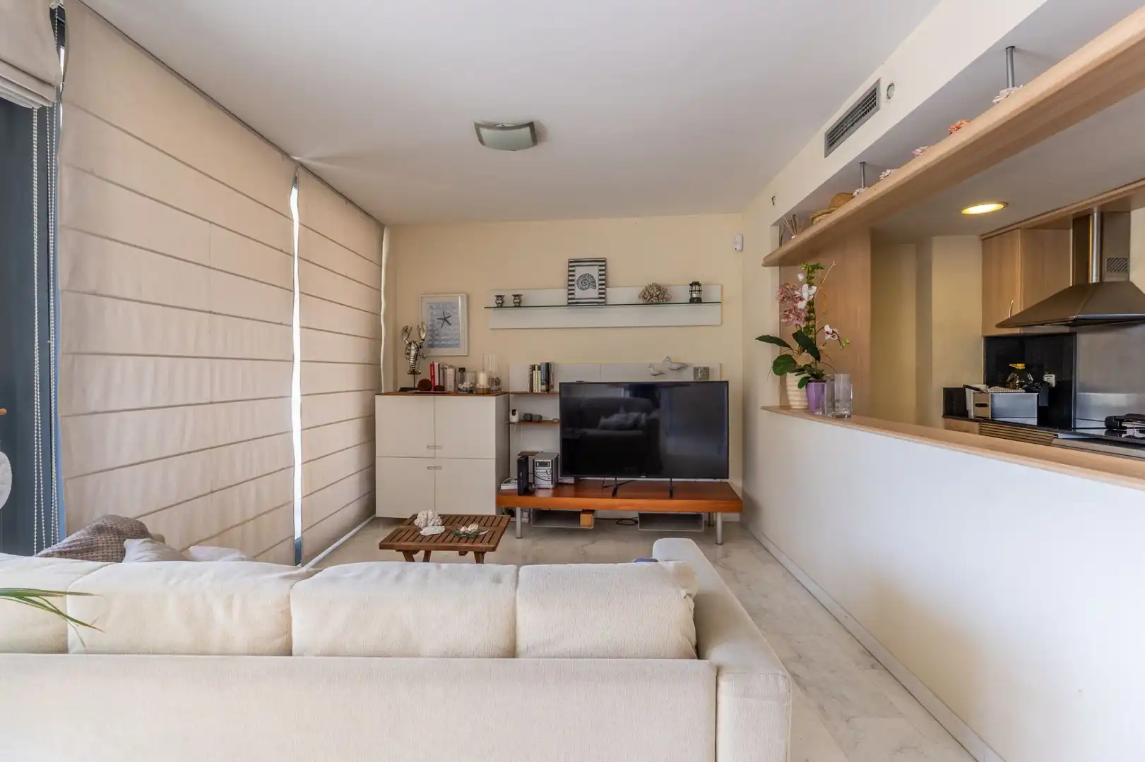 Sala de estar de Piso en venta en Blanes con Aire acondicionado, Calefacción y Jardín privado