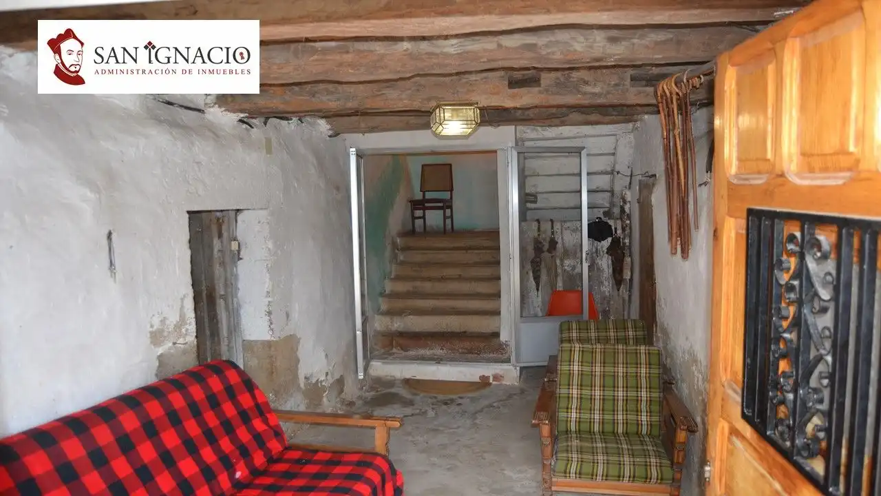 Finca rústica en venda en Merindad de Valdivielso amb Calefacció, TV i Balcó