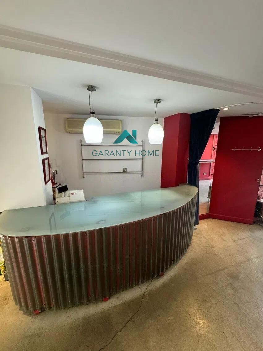 Local de lloguer en  Zaragoza Capital amb Aire condicionat