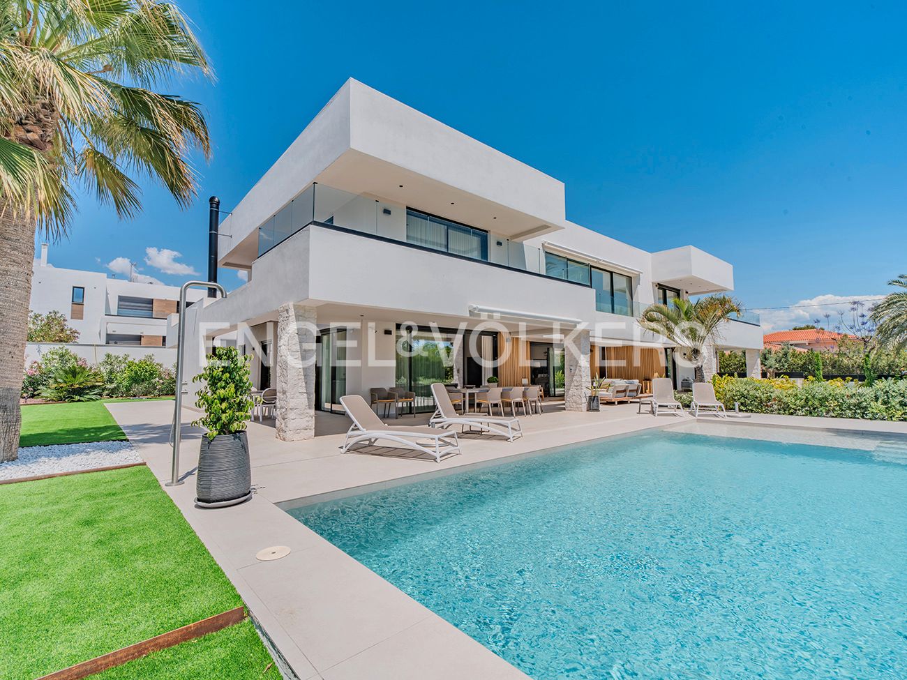 Exterior view of House or chalet for sale in Alicante / Alacant  with Air Conditioner, Heating and Private garden