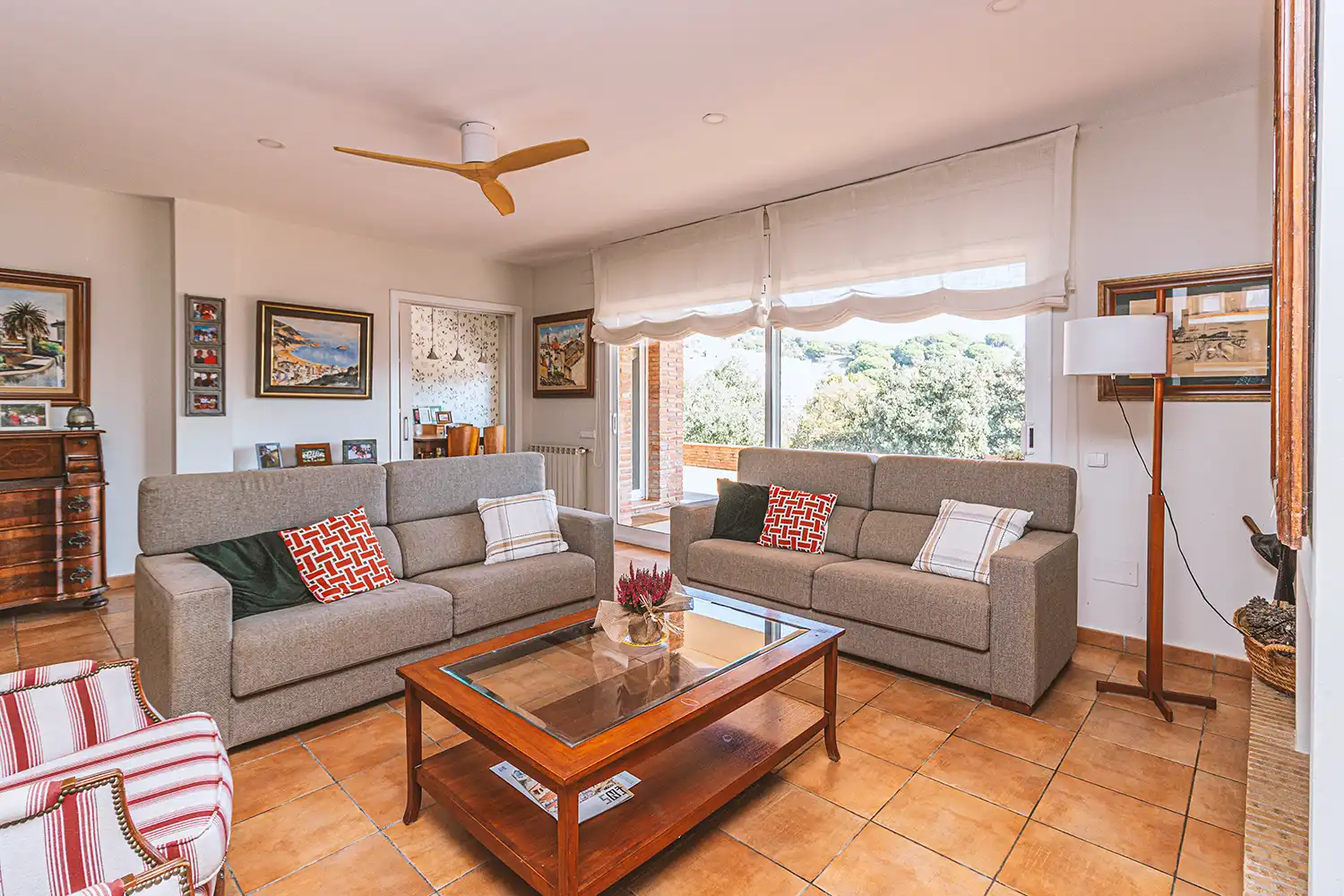 Living room of Houses for sale in Sant Pol de Mar  with Heating, Private garden and Terrace