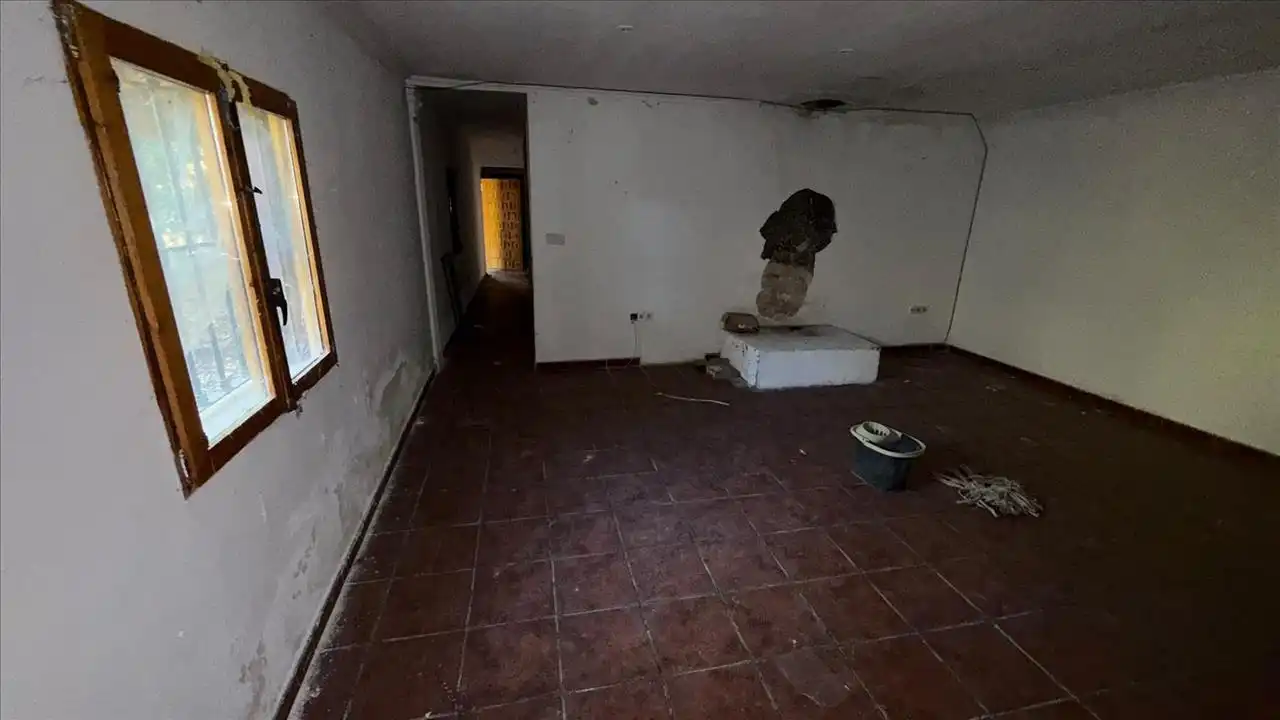 Casa con piscina en venta en Calle Diseminados, imagen 3