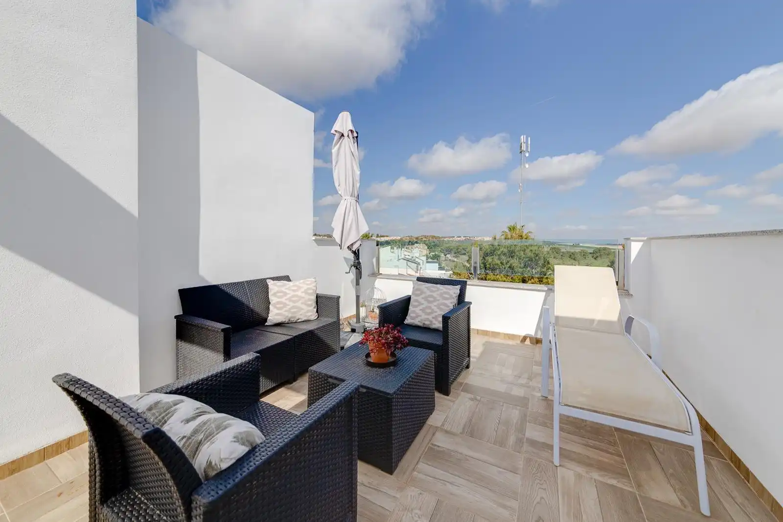 Terraza de Casa o chalet en venta en Orihuela con Aire acondicionado, Calefacción y Jardín privado