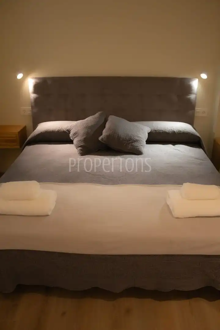Bedroom of Flat for rent in Bilbao   with Furnished and Balcony