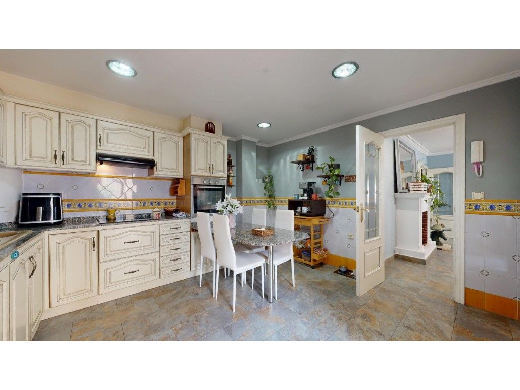 Casa adosada en venda a El Alborgí