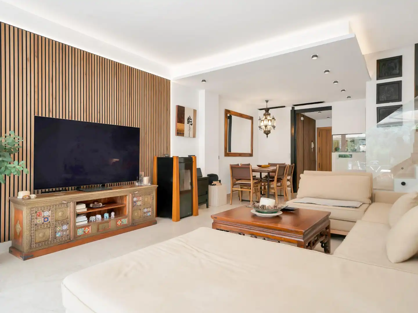 Living room of Detached homes for sale in Marbella  with Private garden, Alarm and Community pool