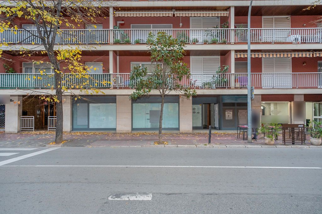 Exterior view of Premises to rent in Figueres