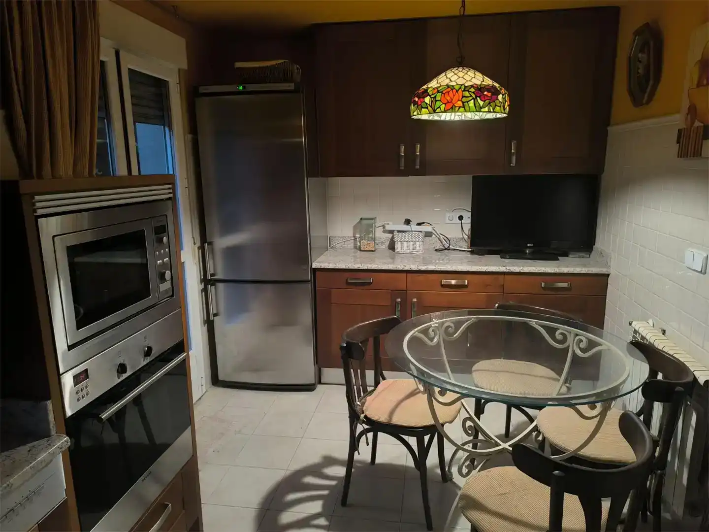 Küche von Wohnung zum Verkauf in Torrelodones mit Klimaanlage, Schwimmbad und Balkon