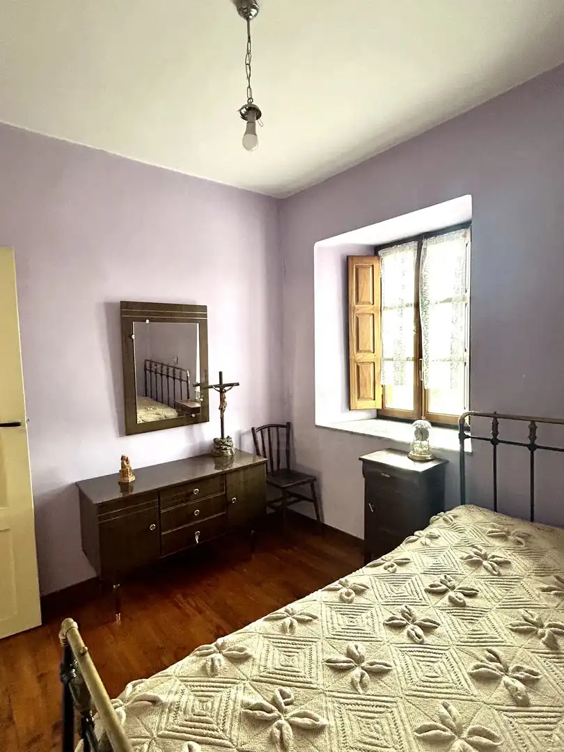 Habitación de Finca rústica en venta en Riello con Calefacción