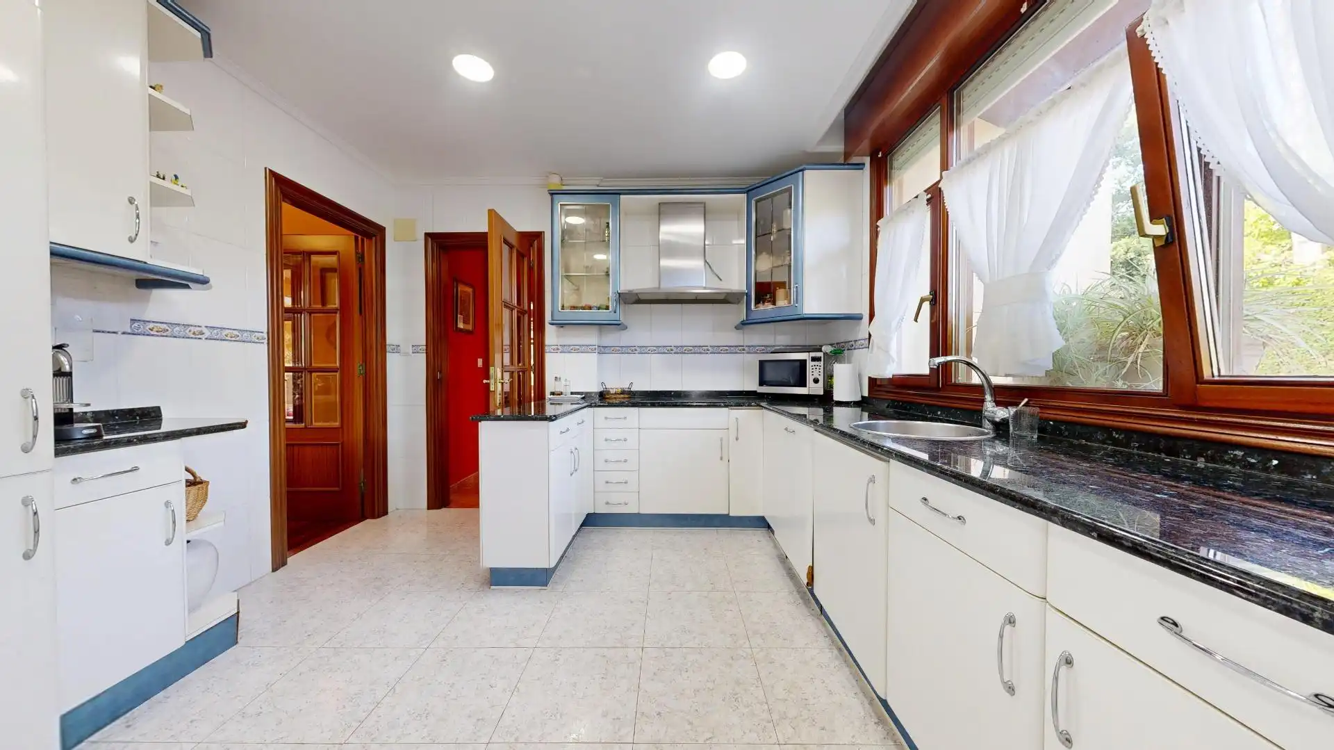 Cocina de Casa adosada en venta en Zalla  con Calefacción, Jardín privado y Terraza