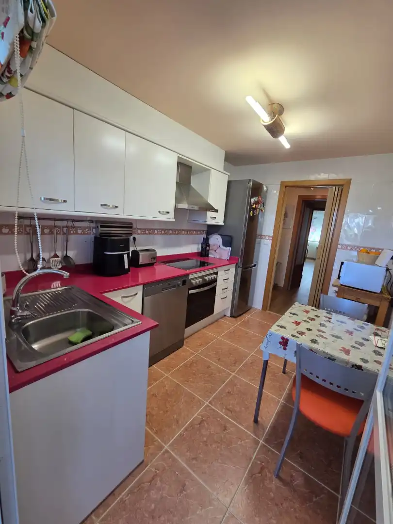 Küche von Wohnung zum Verkauf in Molina de Segura mit Klimaanlage, Heizung und Abstellraum