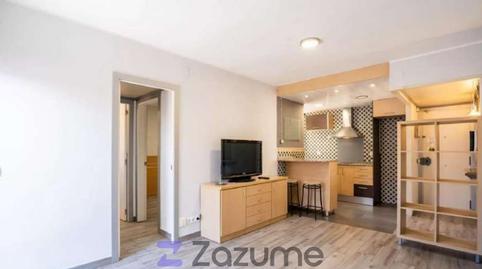 Foto 2 de Pis de lloguer a Carrer Dels Alps, Llatí, Santa Coloma de Gramenet