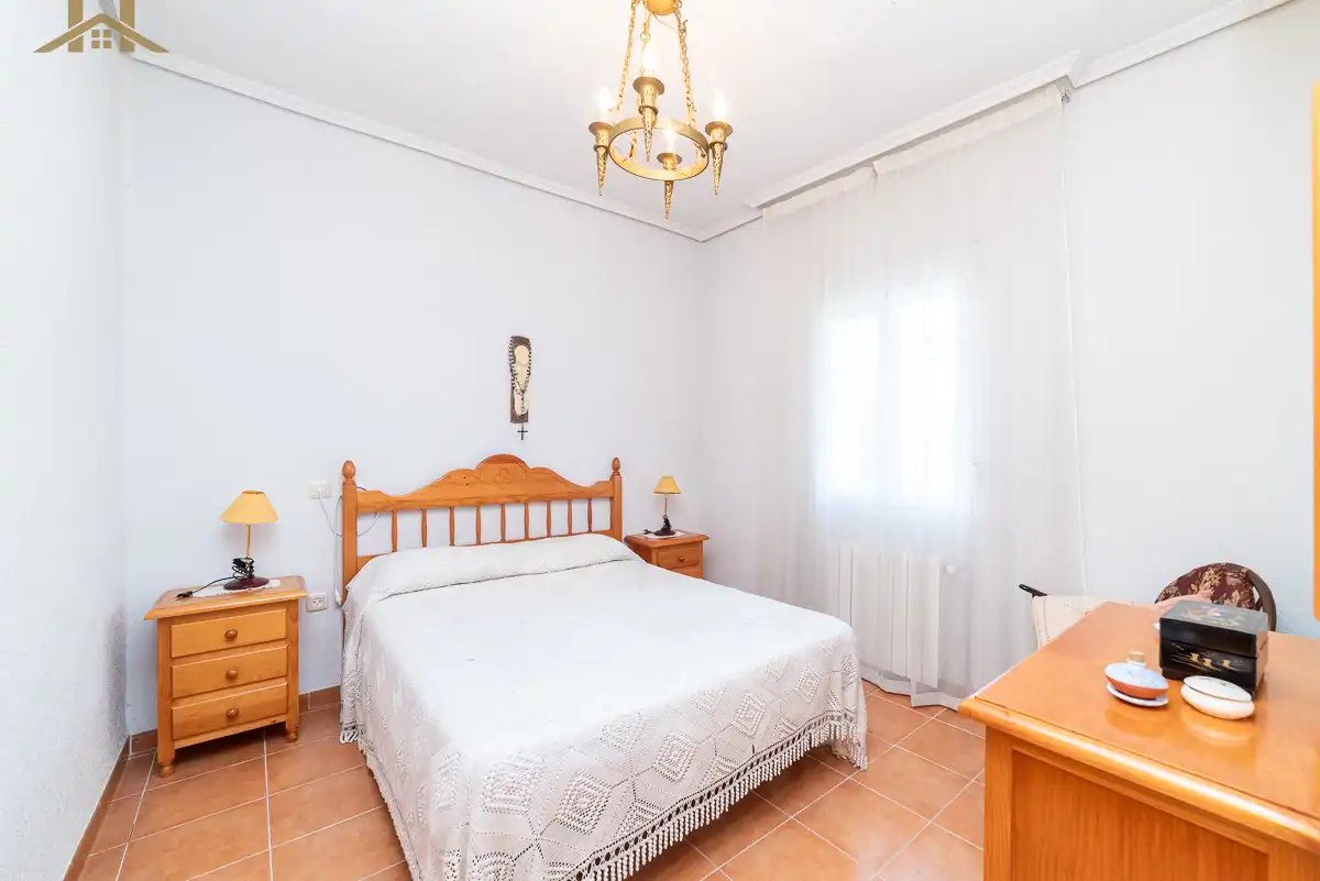 Bedroom of Detached homes for sale in Cadalso de los Vidrios  with Heating and Private garden