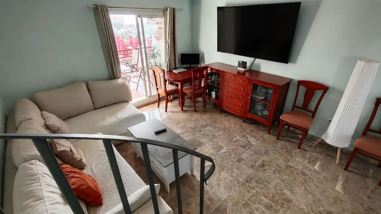Wohnzimmer von Wohnung zur Miete in Benalmádena mit Schwimmbad und Möbliert