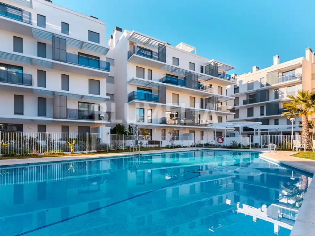 Schwimmbecken von Dachboden zum Verkauf in Dénia