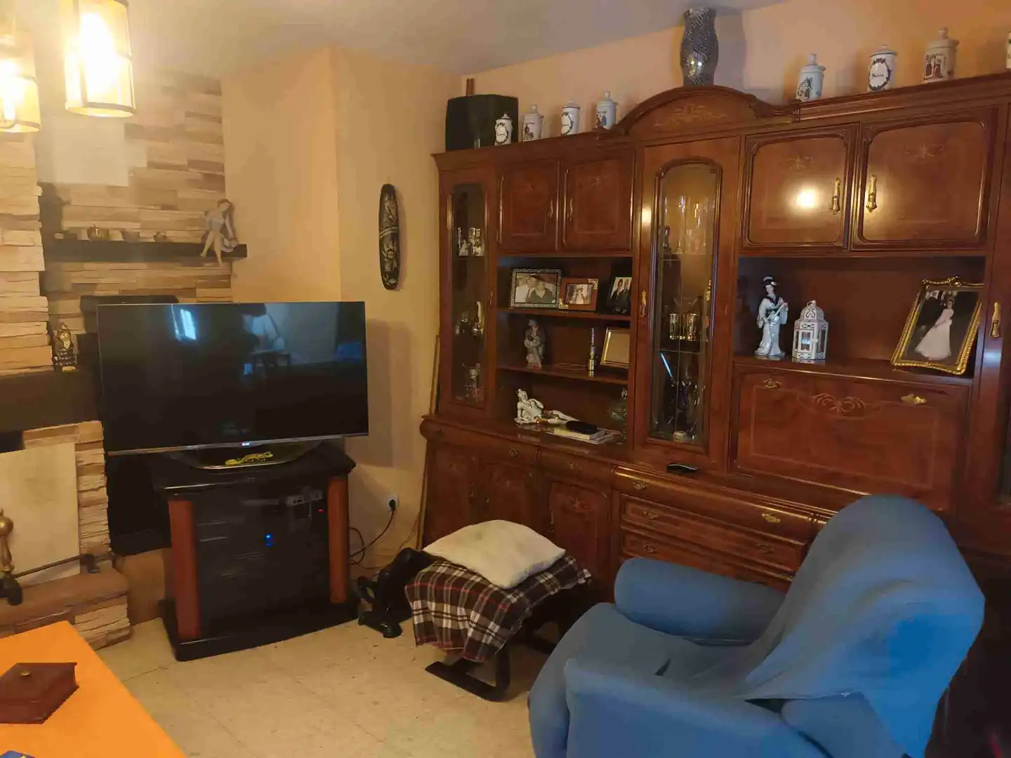 Sala d'estar de Casa o xalet en venda en Marugán amb Calefacció, Jardí privat i Terrassa