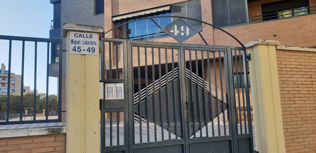 Garaje en Venta en Calle de Miguel Labordeta, 49 en Parque Palomar – Bombarda