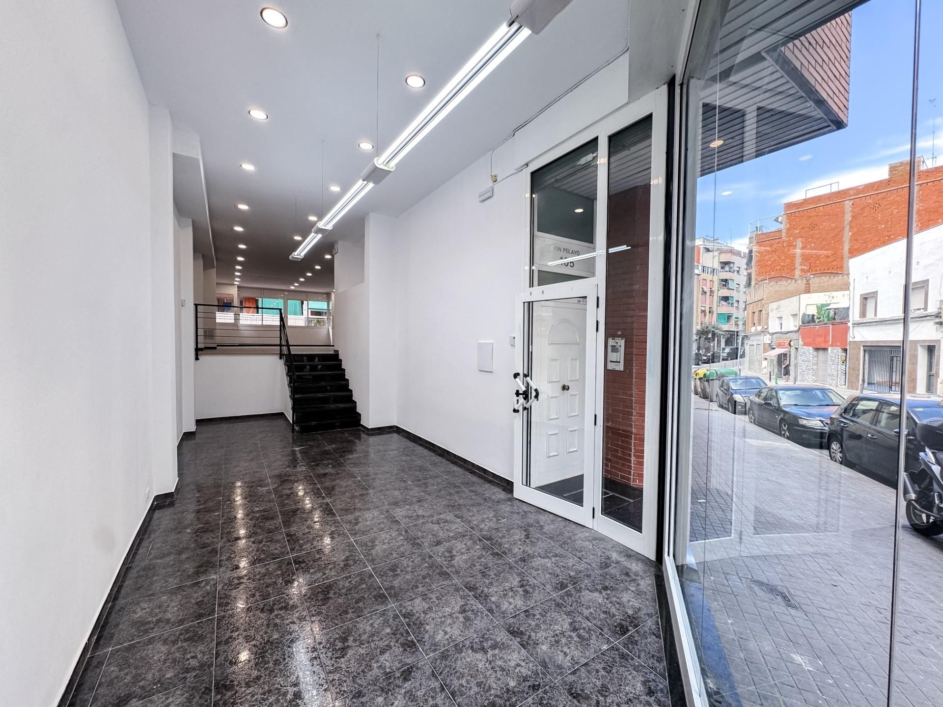 Local en venda en Badalona