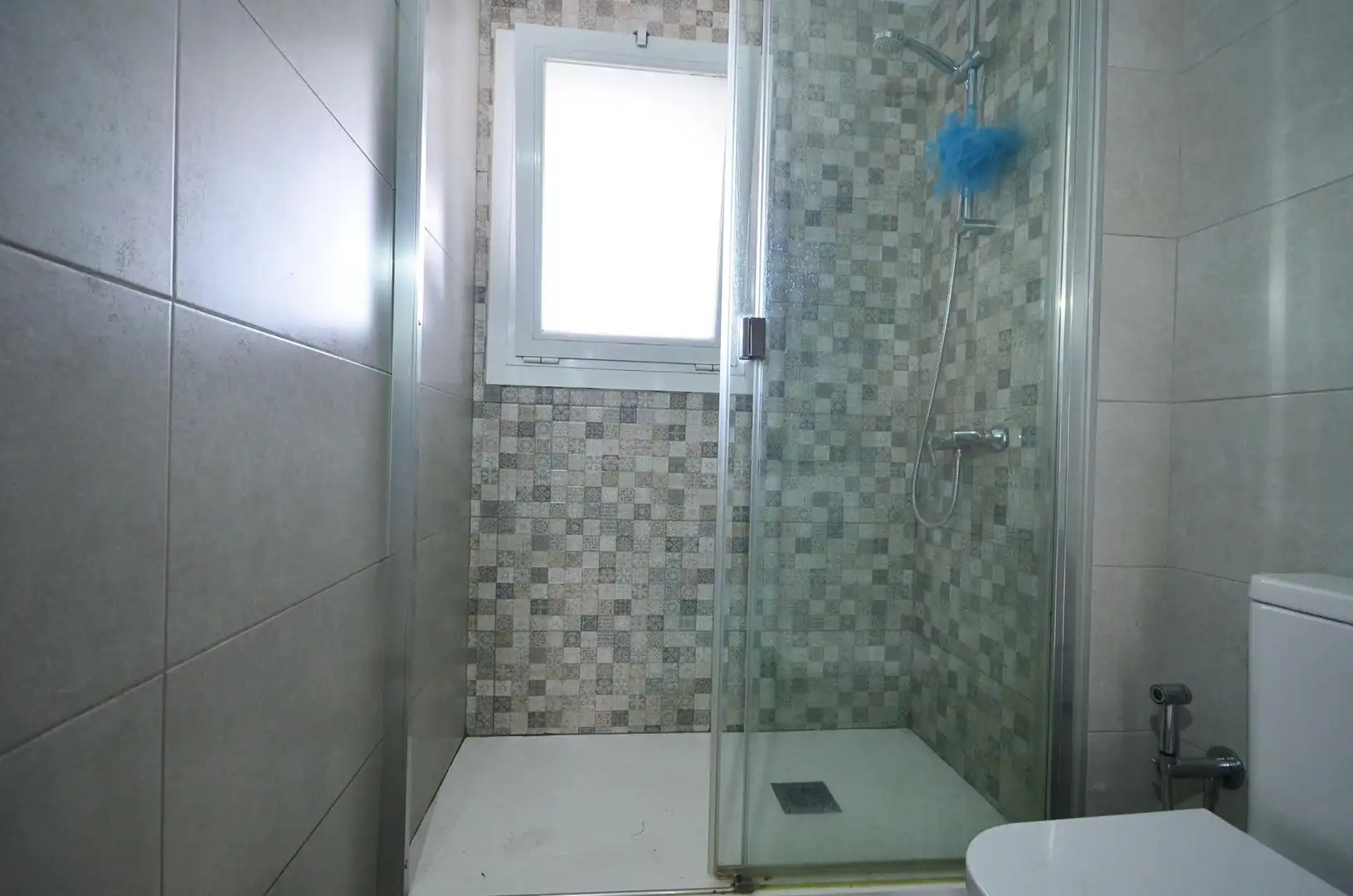 Bathroom of Attic for sale in Zaragoza  with Air Conditioner, Heating and Terrace