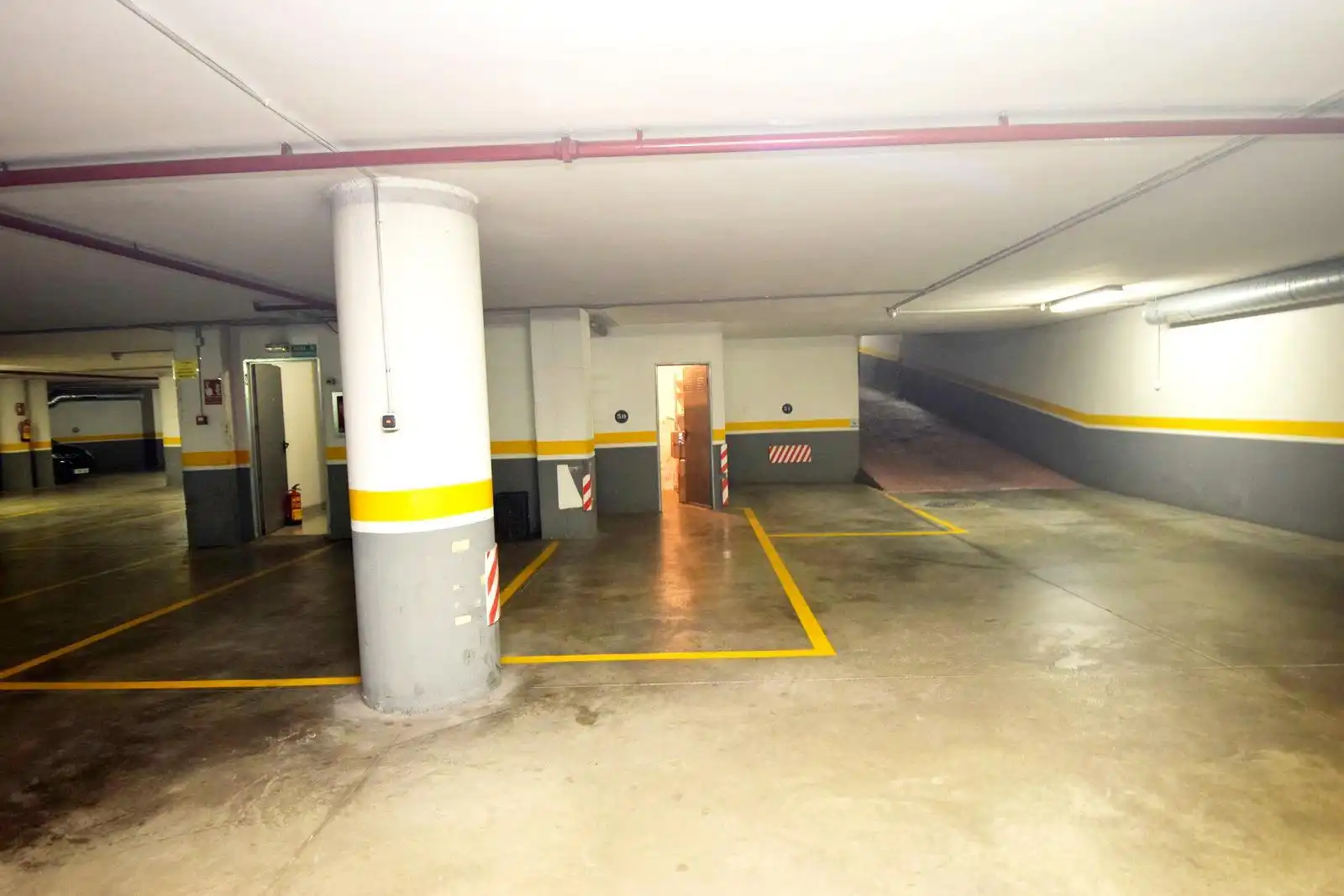Parkplatz von Wohnung zum Verkauf in El Ejido mit Klimaanlage, Heizung und Parkett