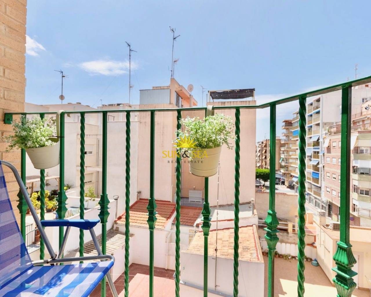 Terrassa de Àtic de lloguer en Santa Pola amb Aire condicionat, Calefacció i Moblat