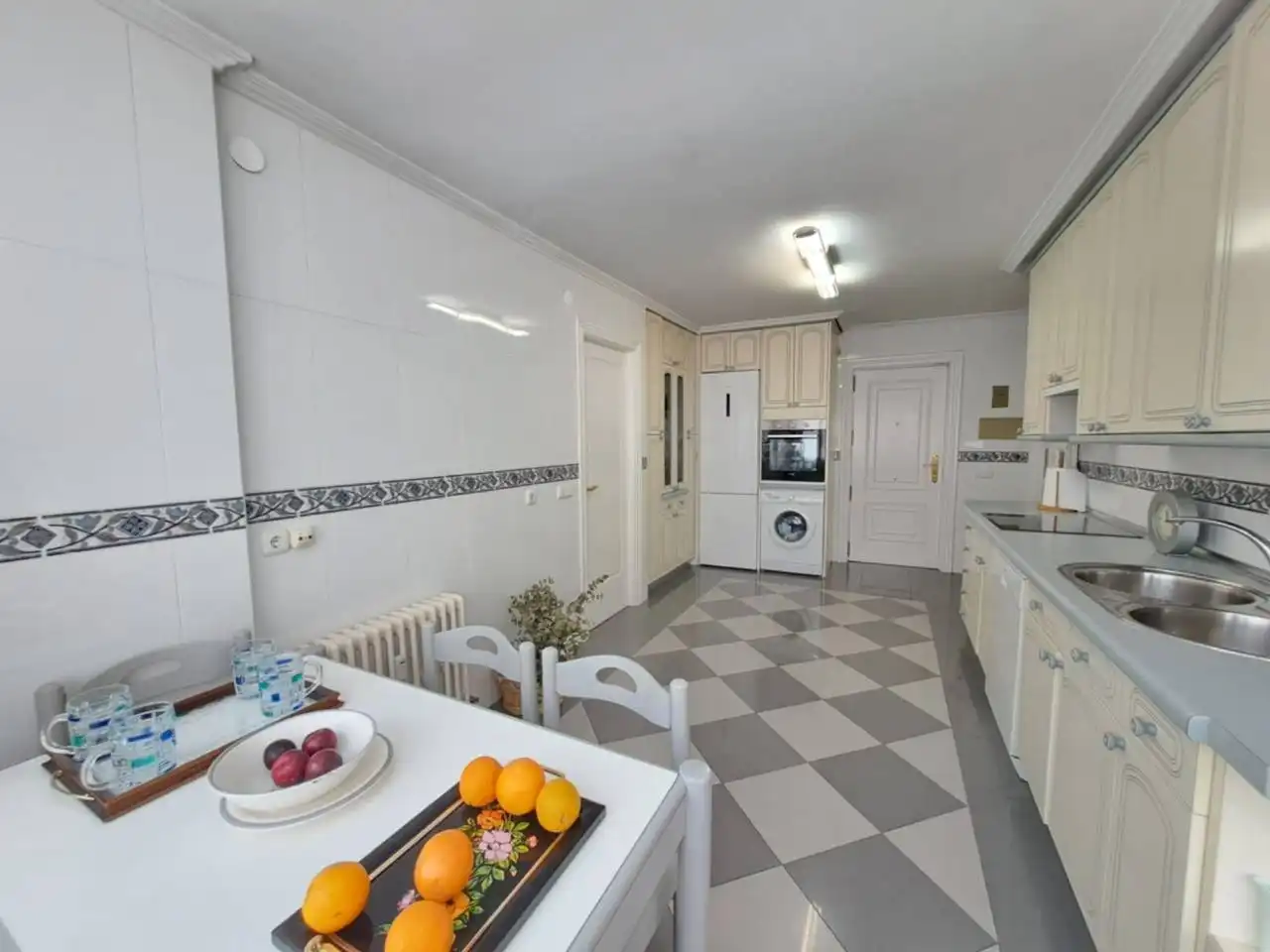 Kitchen of Flat for sale in Burgos  with Heating, Terrace and Alarm