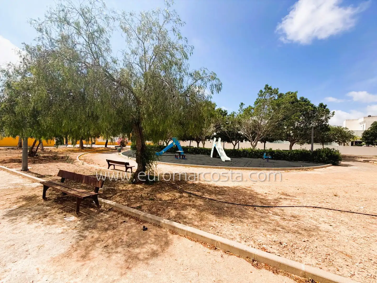 Bungalow con piscina en venta en Avenida Riegos de Levante, imagen 33