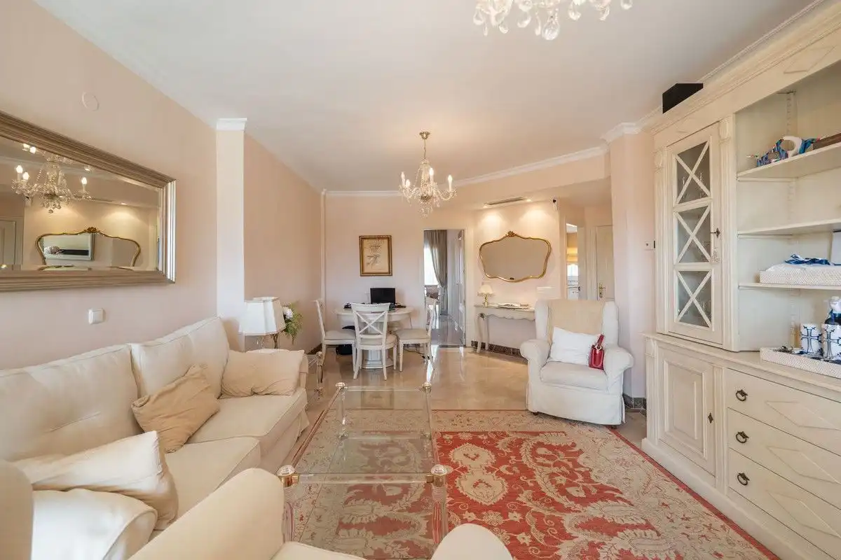 Apartamento de alquiler en Bel - Air