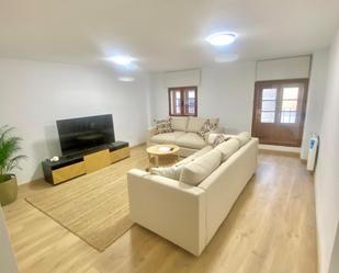 Sala d'estar de Apartament de lloguer en Zamora Capital  amb Moblat, Rentadora i Microones