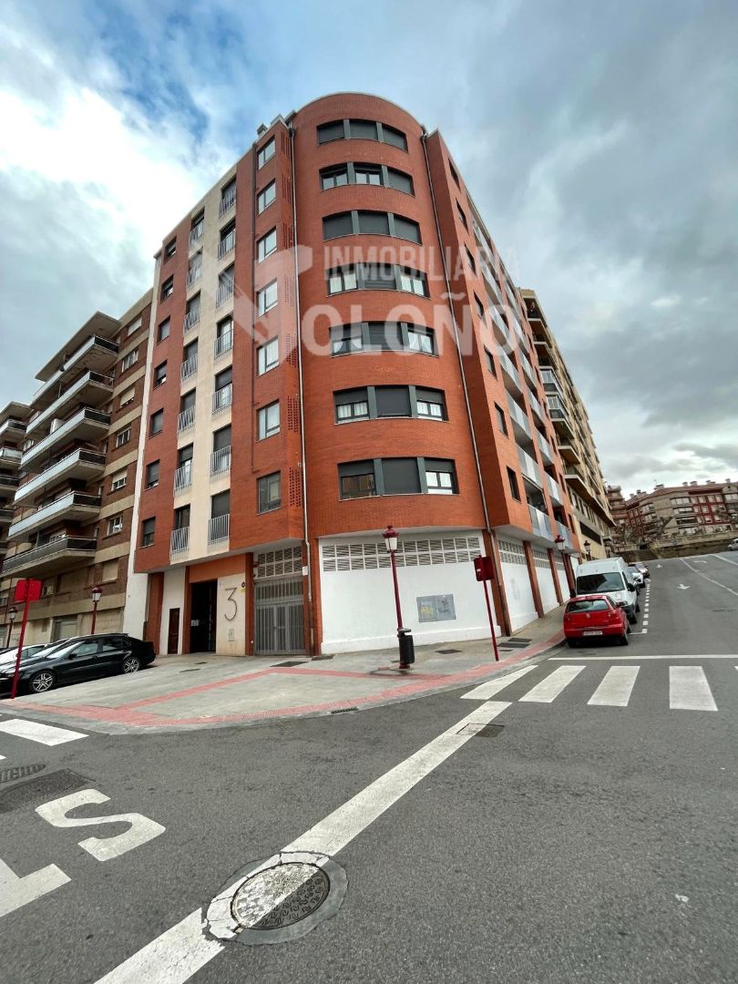 Vista exterior de Apartament en venda en Haro amb Calefacció, Parquet i Traster