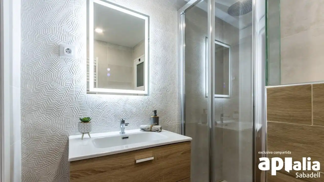 Baño de Piso en venta en Sabadell con Aire acondicionado, Calefacción y Parquet