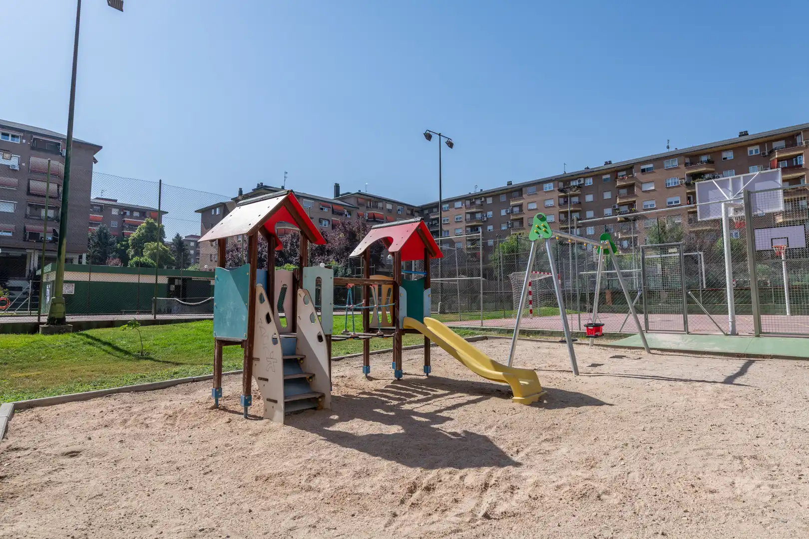 Aparcament de Pis en venda en San Sebastián de los Reyes amb Aire condicionat, Calefacció i Terrassa